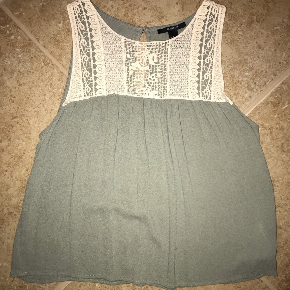 Cropped tank